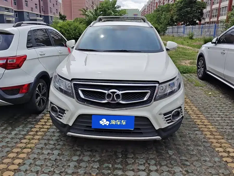 BAIC Saab X55