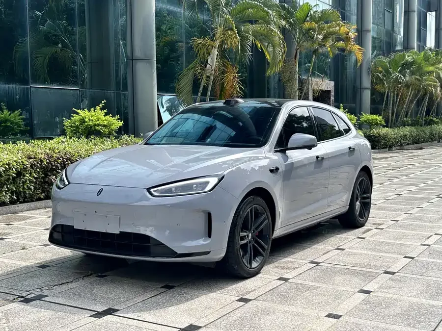 AITO Wenjie M5