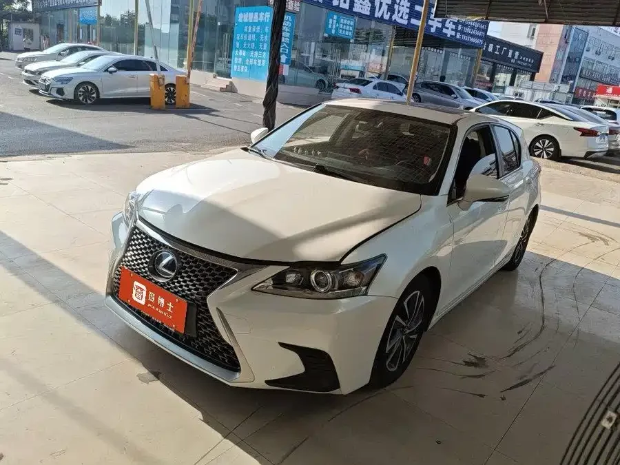 Lexus CT