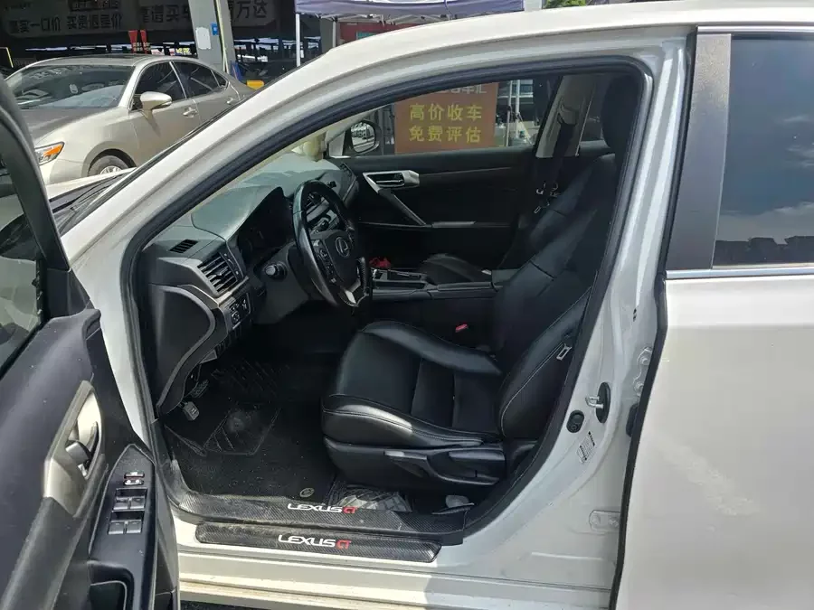 Lexus CT