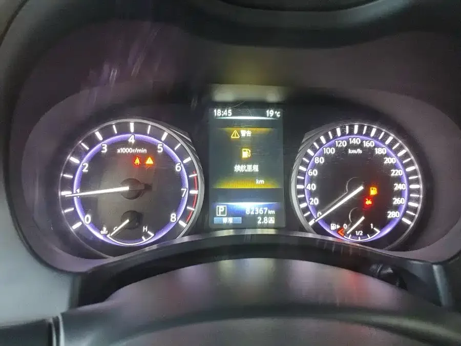 Infiniti Q60