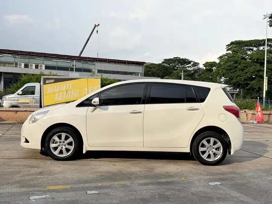 Toyota Verso / EZ