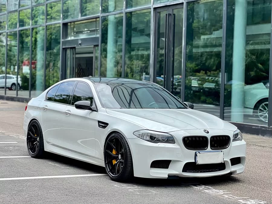 BMW M5