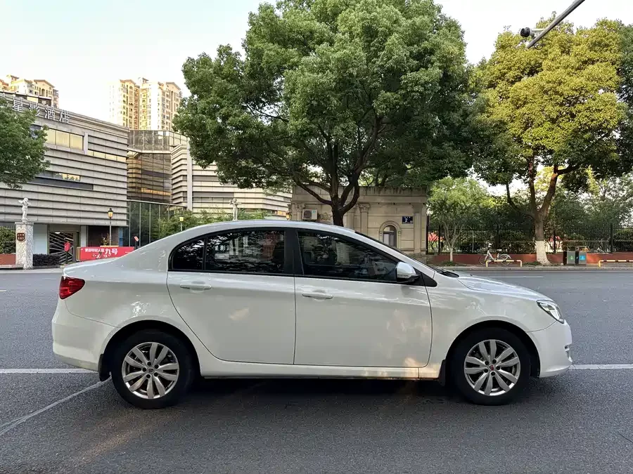 Roewe 350