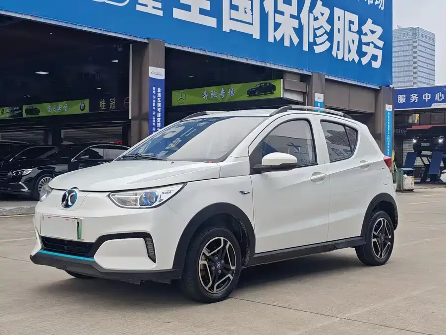 BAIC EC3