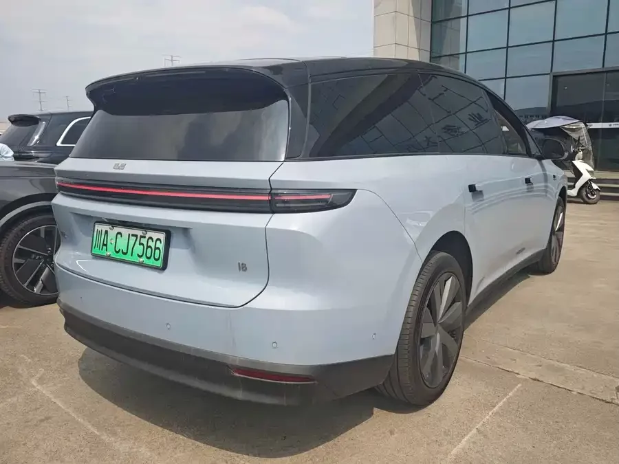 Li Ideal i8