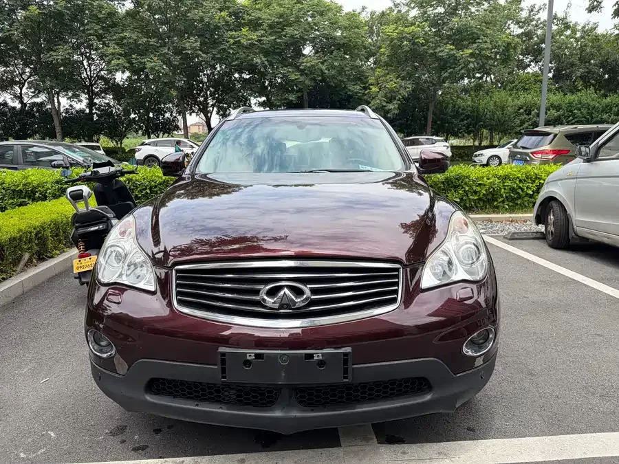 Infiniti EX