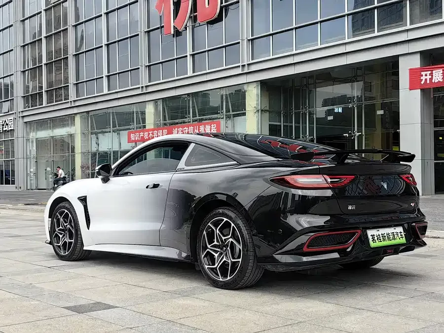 NETA Nezha GT