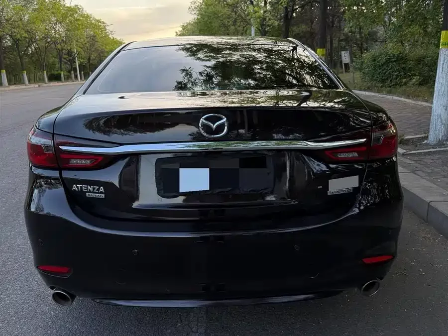 Mazda Atenza