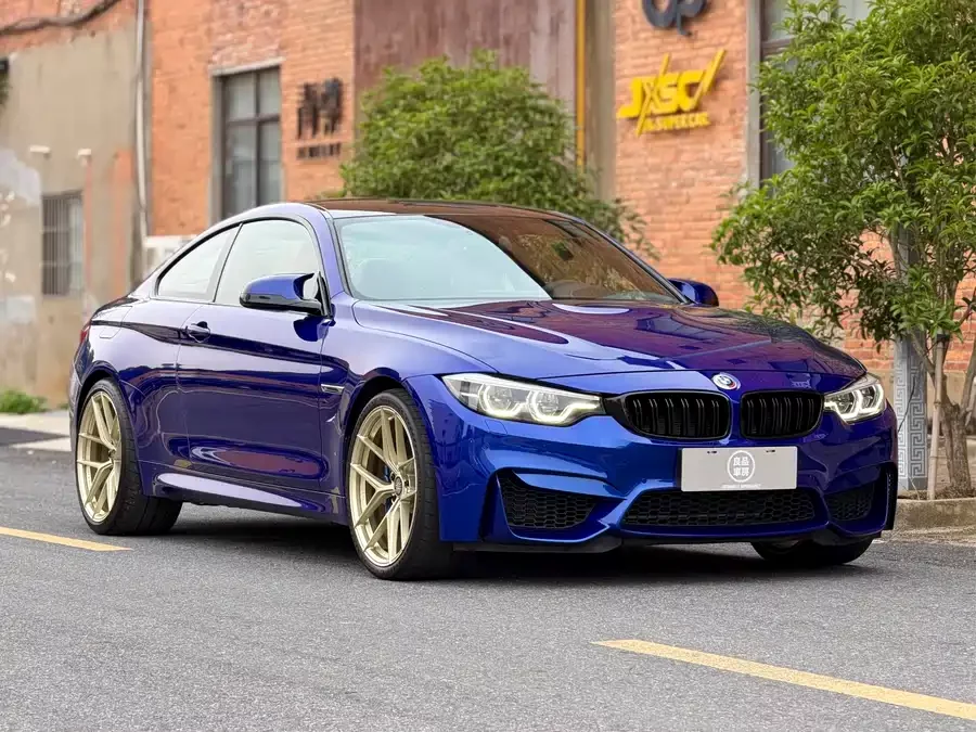 BMW M4