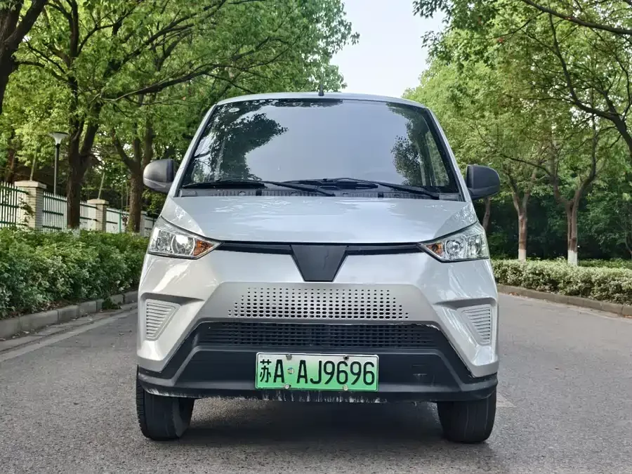 Wuling EV50