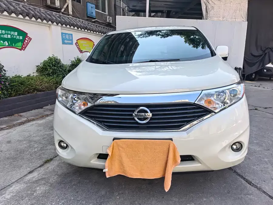 Nissan Quest