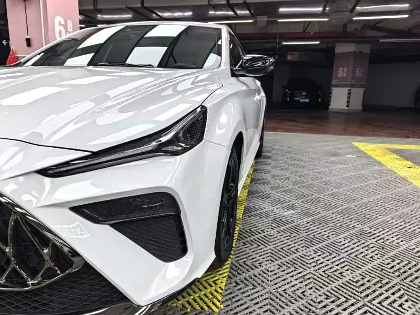 MG 5 Scorpio