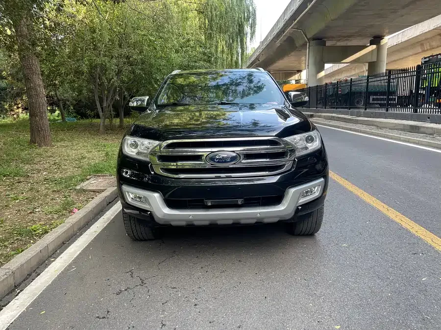 Ford Everest