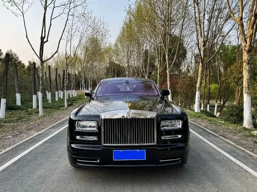 Rolls-Royce Phantom