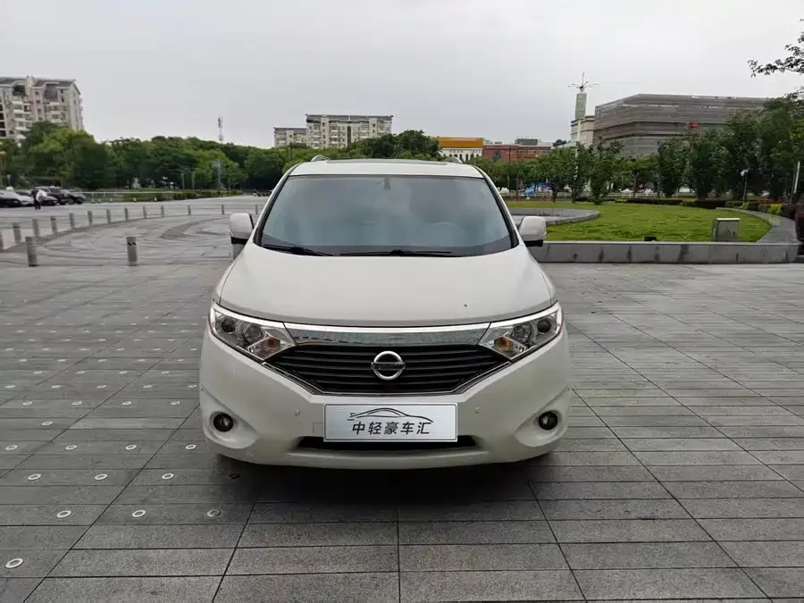 Nissan Quest