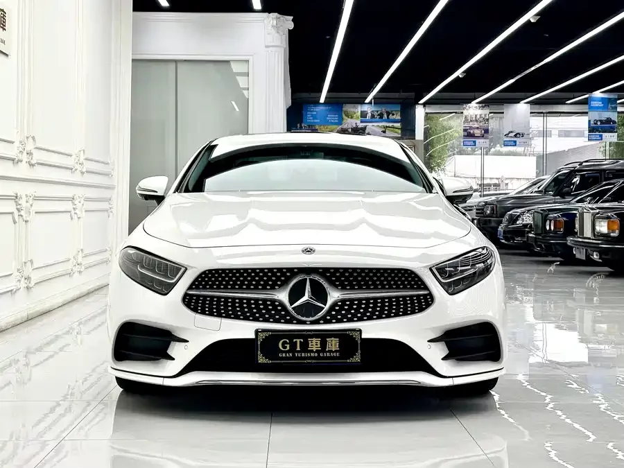 Mercedes Benz CLS