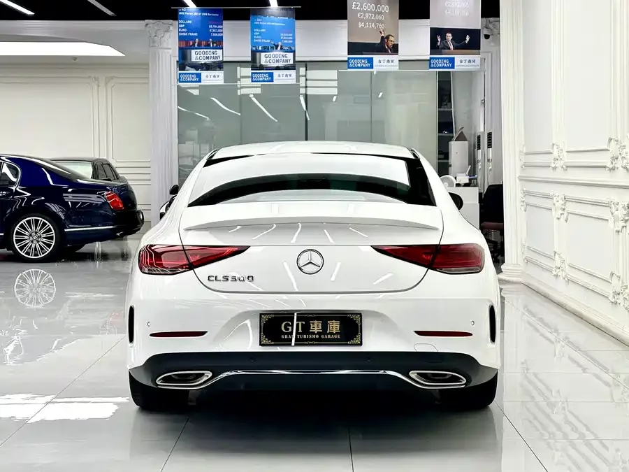 Mercedes Benz CLS