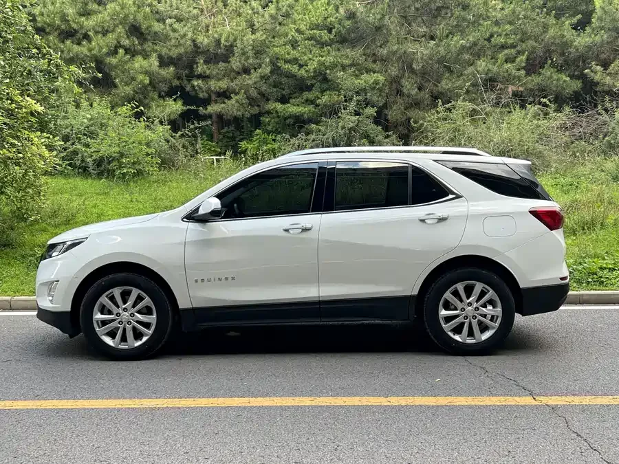 Chevrolet Explorer