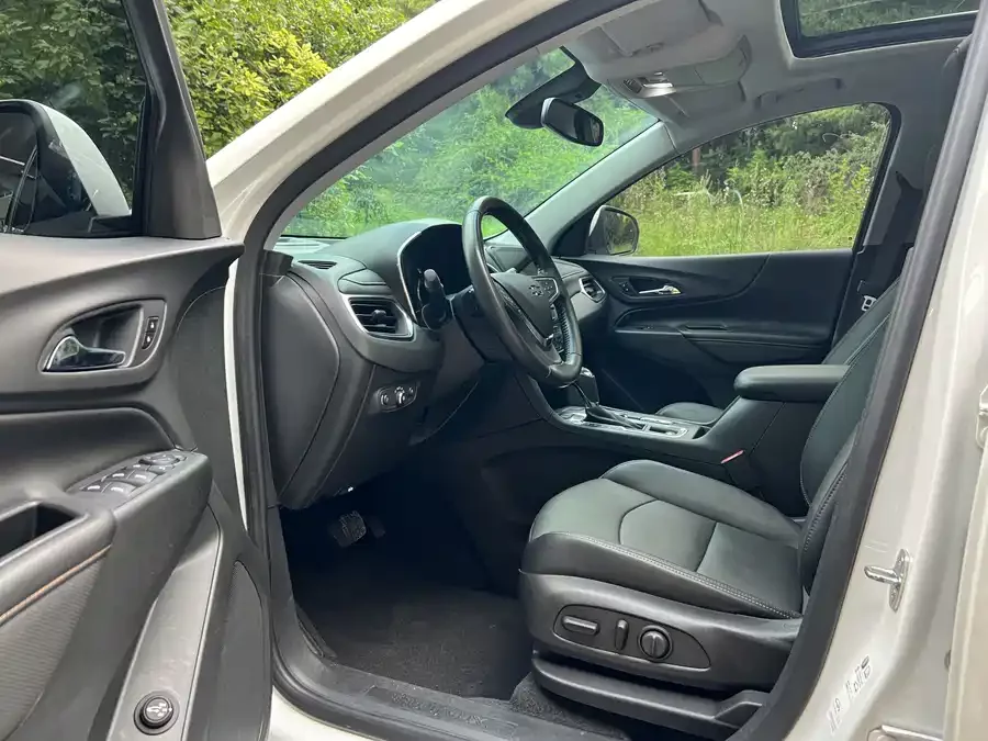 Chevrolet Explorer