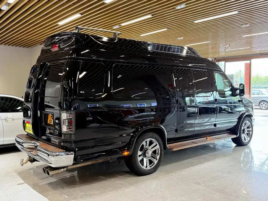 Ford E350