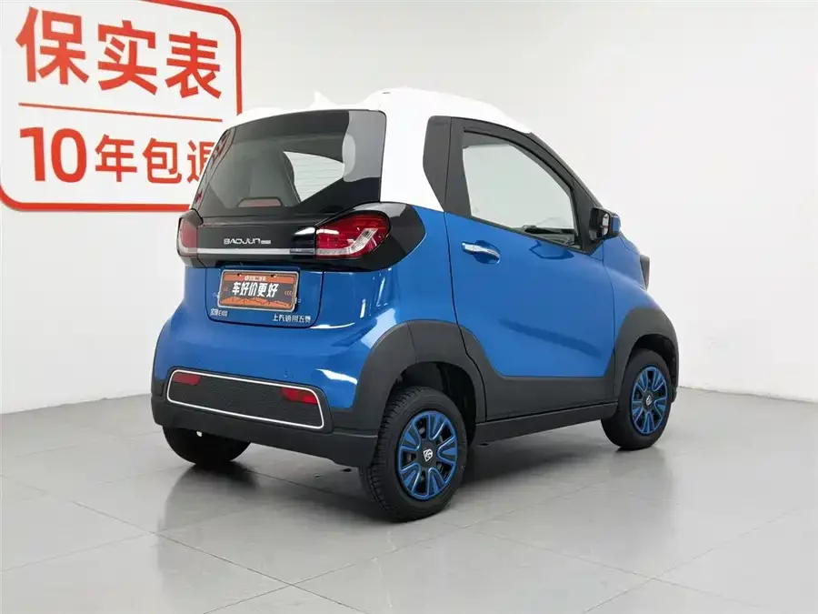 Baojun E100