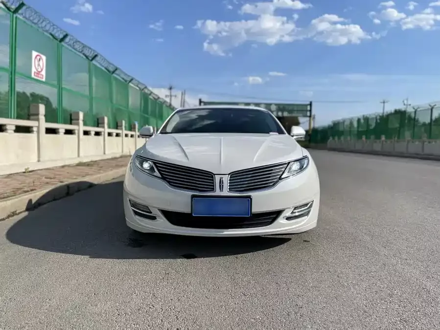 Lincoln MKZ