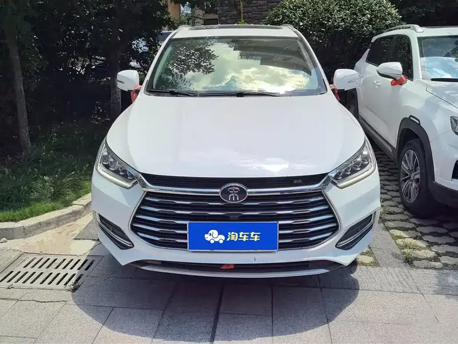BYD Song