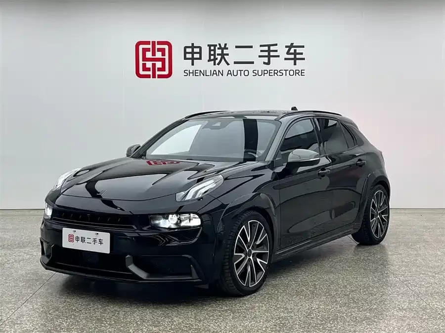 Lynk & Co 02 Hatchback