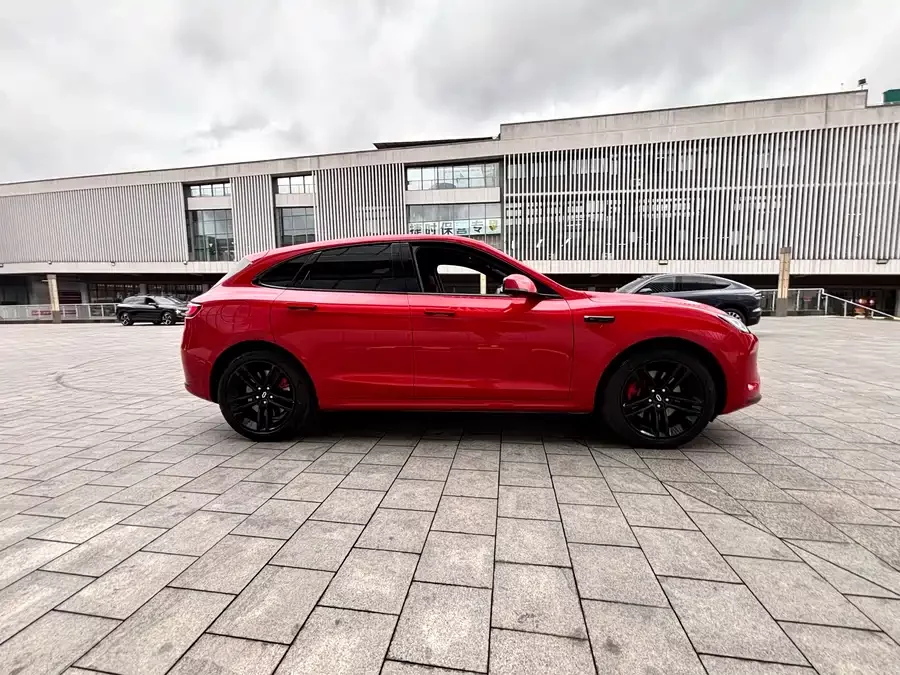 AITO Wenjie M5