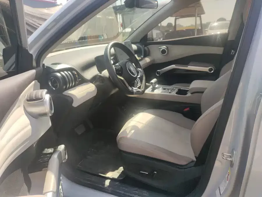 BYD Yuan PLUS