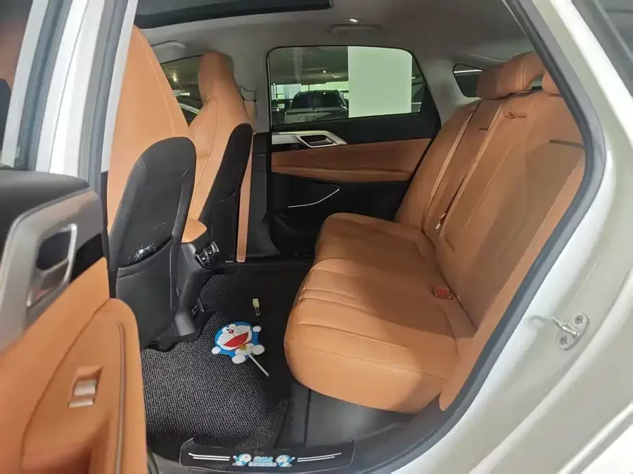 Xpeng P5