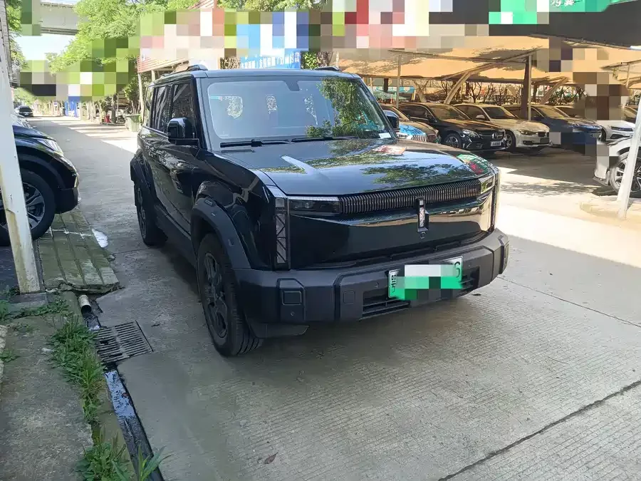 iCAR 03