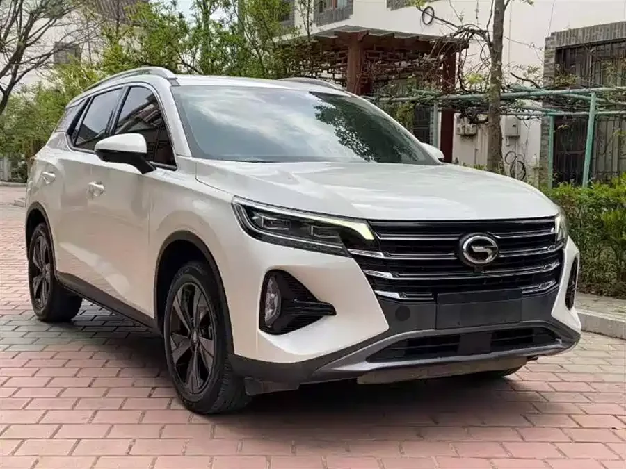 GAC Trumpchi GS4