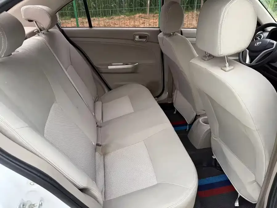 Changan Yuexiang V3