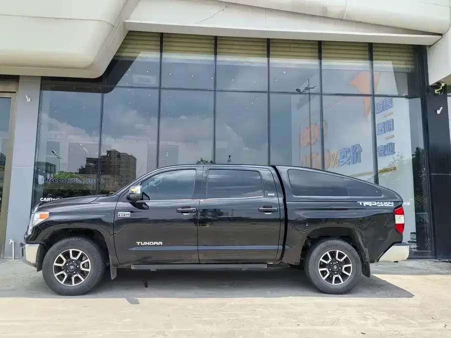 Toyota Tundra