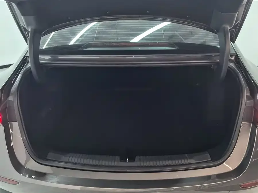 Roewe D7