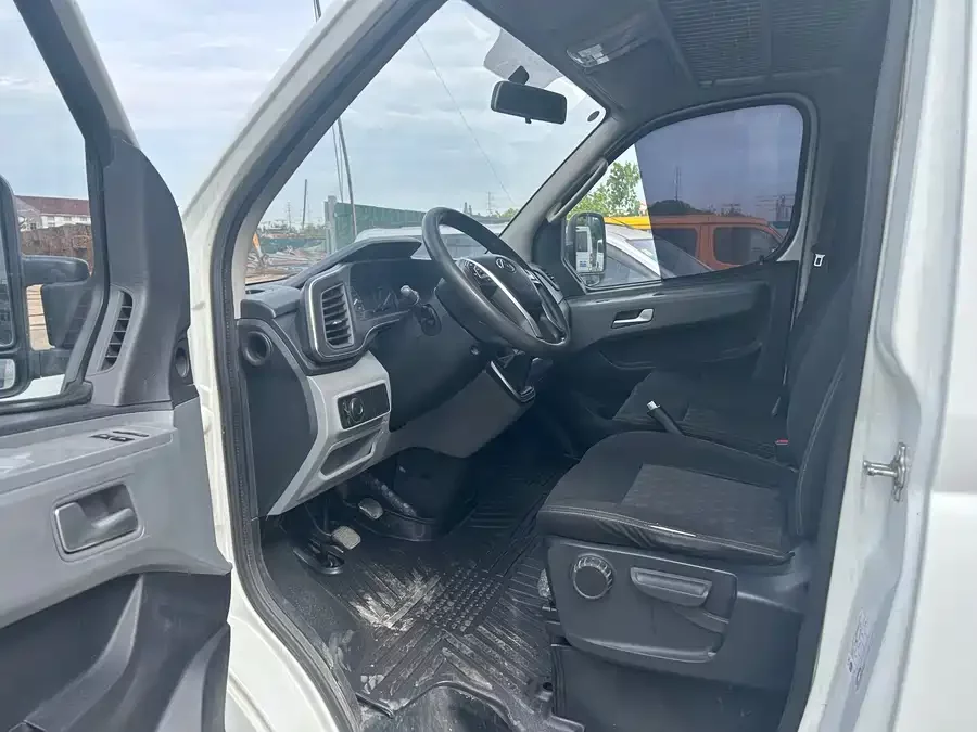 Maxus Xintu V80