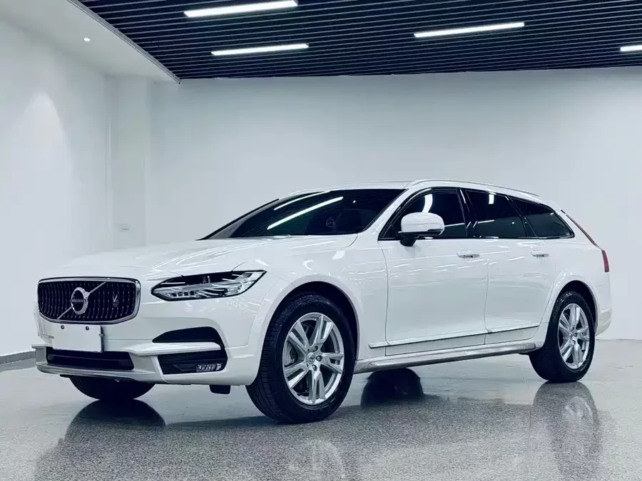 Volvo V90