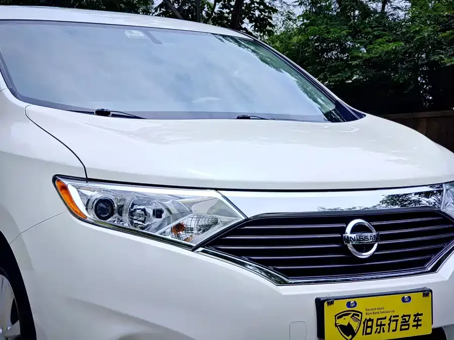 Nissan Quest