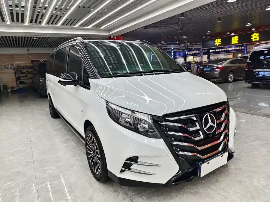 Mercedes Benz Vito