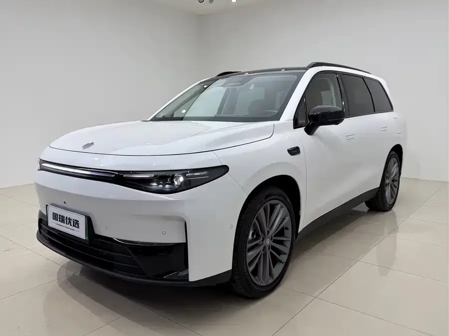 Leapmotor C16