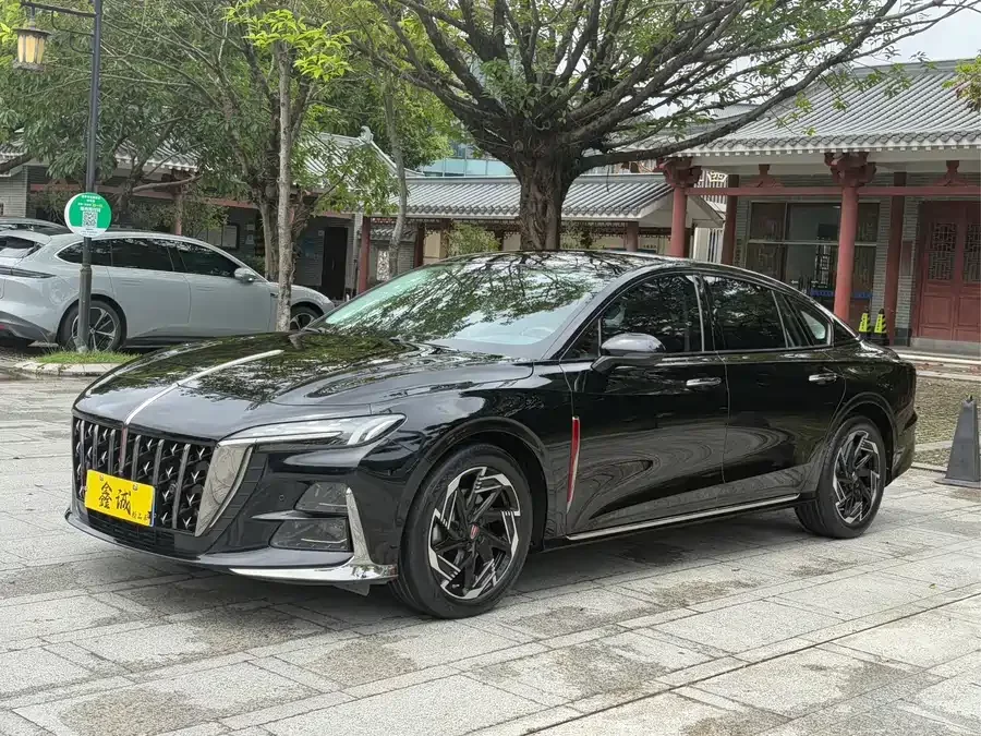 Hongqi H6