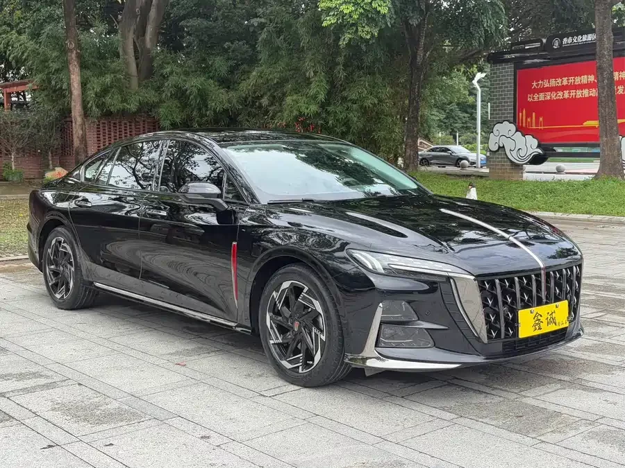 Hongqi H6