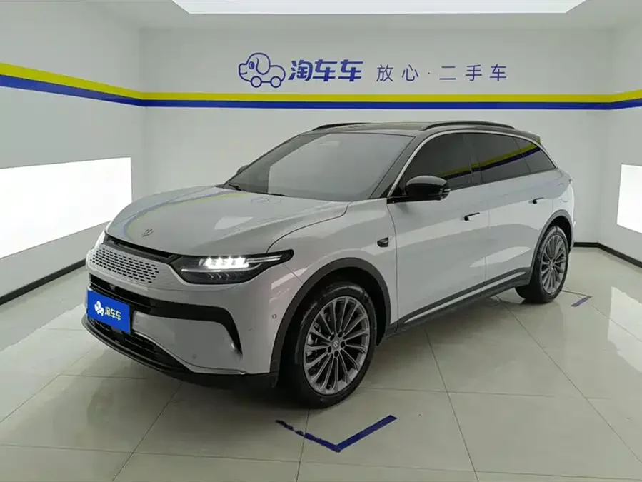 Leapmotor C11