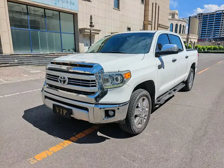 Toyota Tundra