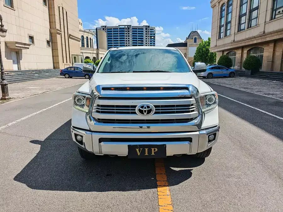 Toyota Tundra