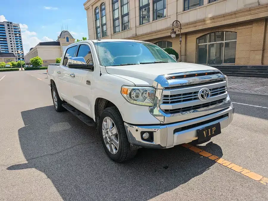 Toyota Tundra