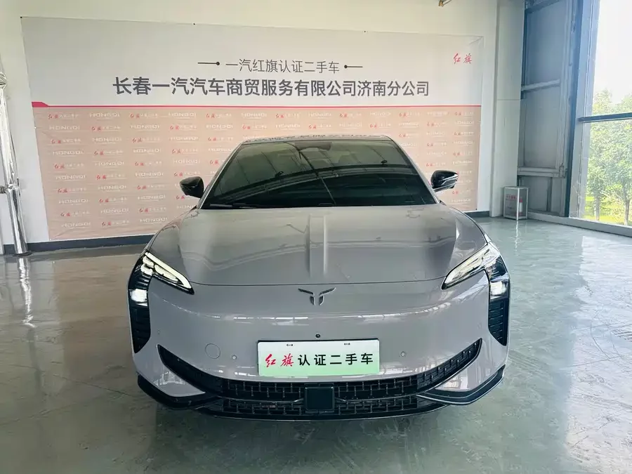Hongqi EH7