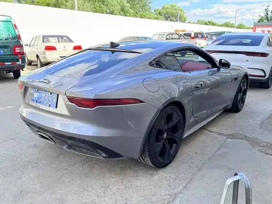 Jaguar F-TYPE